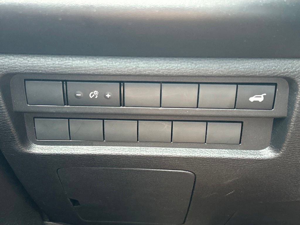Used 2025 Mitsubishi Outlander SE AWD/4WD image 31
