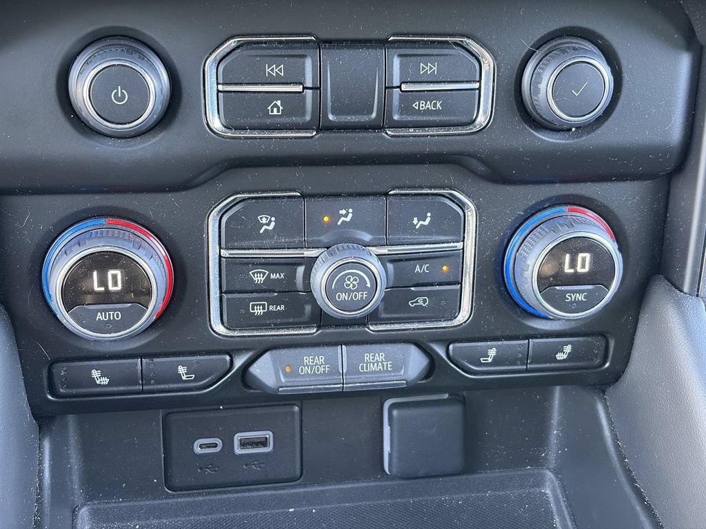 Used 2023 Chevrolet Tahoe RST w/ RST Performance Edition AWD/4WD image 30