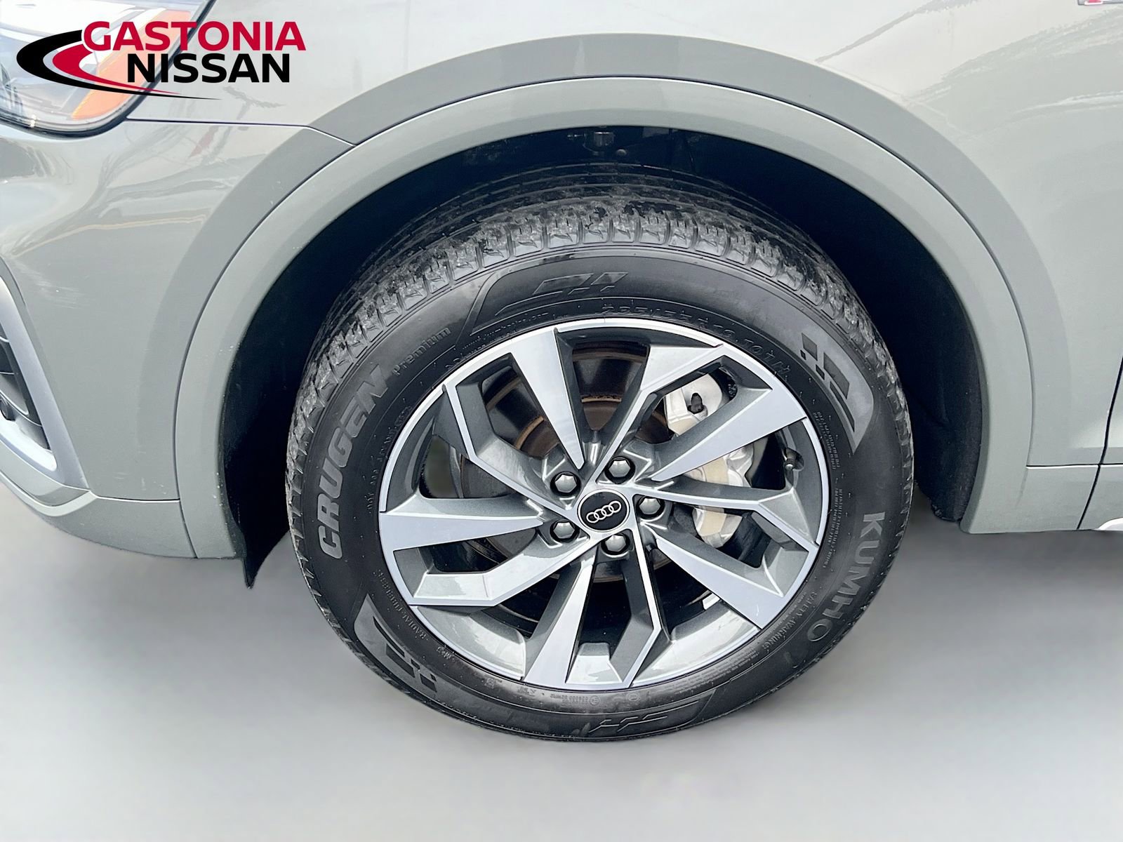 Used 2023 Audi Q5 2.0T Premium w/ Convenience Package image 41