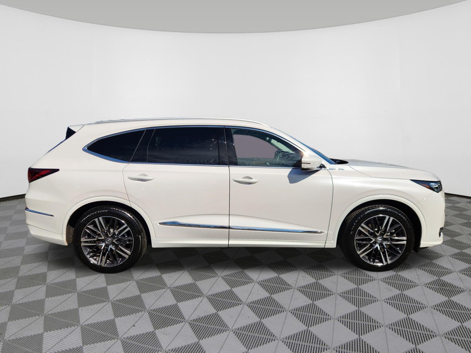 Certified 2026 Acura MDX w/ Advance Package AWD/4WD image 6