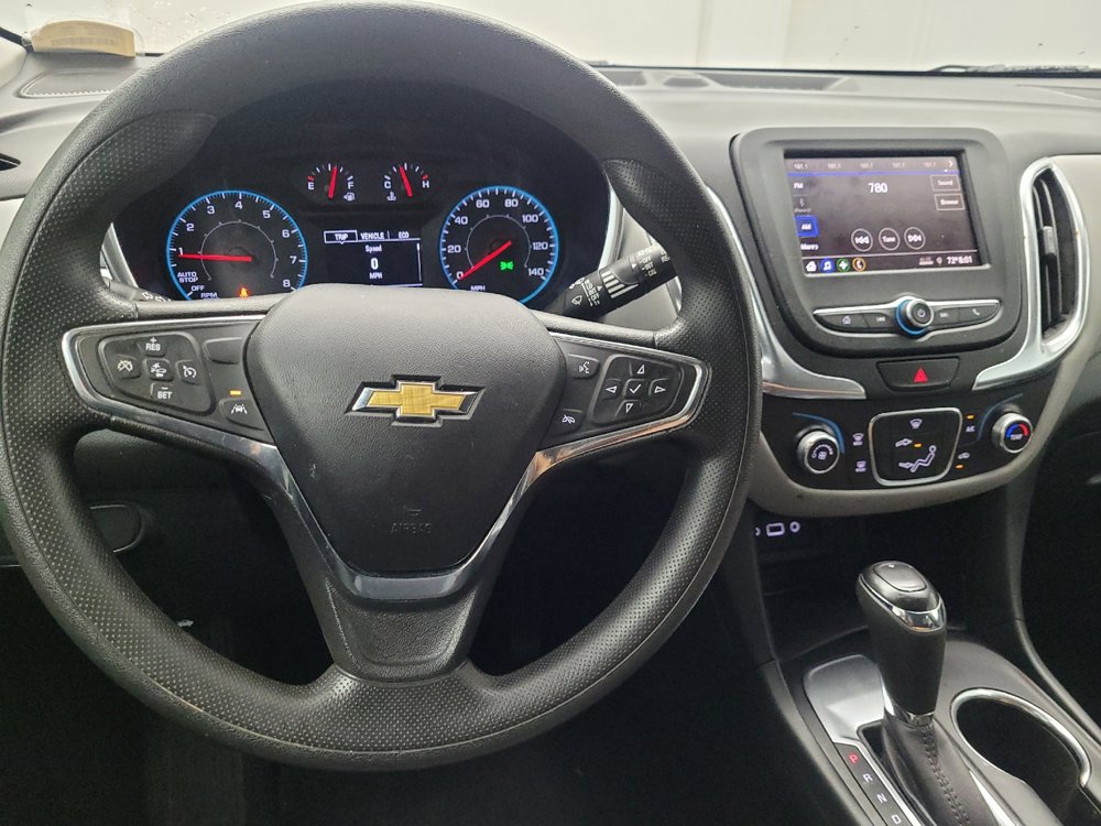 Used 2020 Chevrolet Equinox LS w/ LS Convenience Package image 22