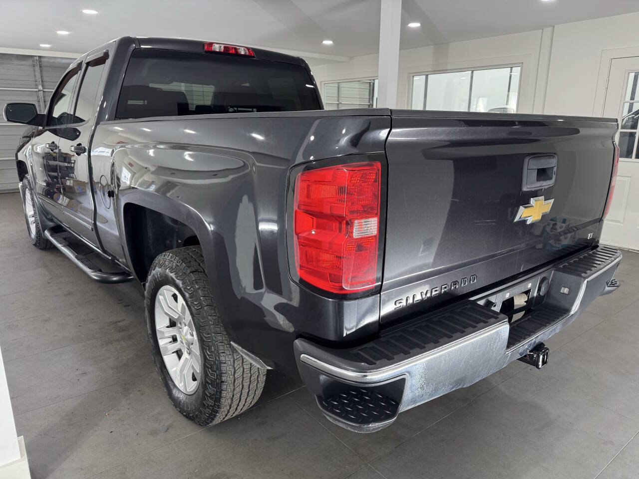 Used 2015 Chevrolet Silverado 1500 LT w/ All Star Edition AWD/4WD image 4