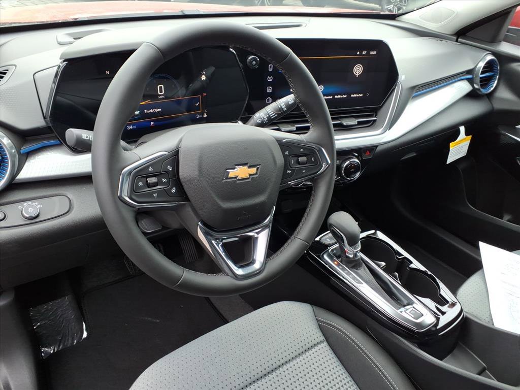 New 2026 Chevrolet Trax LT w/ Driver Confidence Package image 6