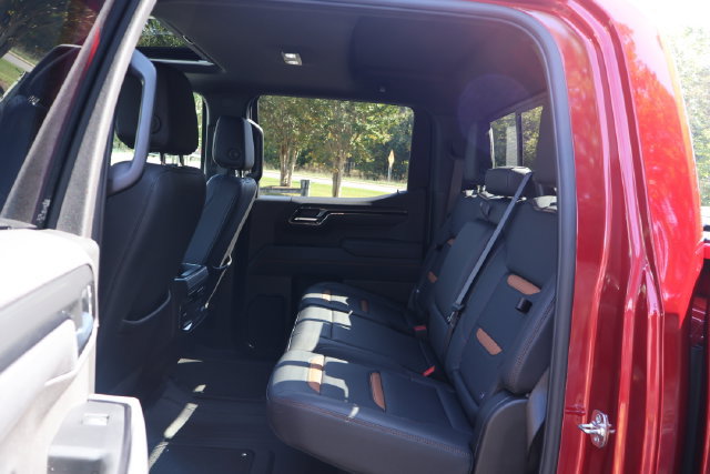 Used 2025 GMC Sierra 1500 AT4 w/ AT4 Premium Package AWD/4WD image 22