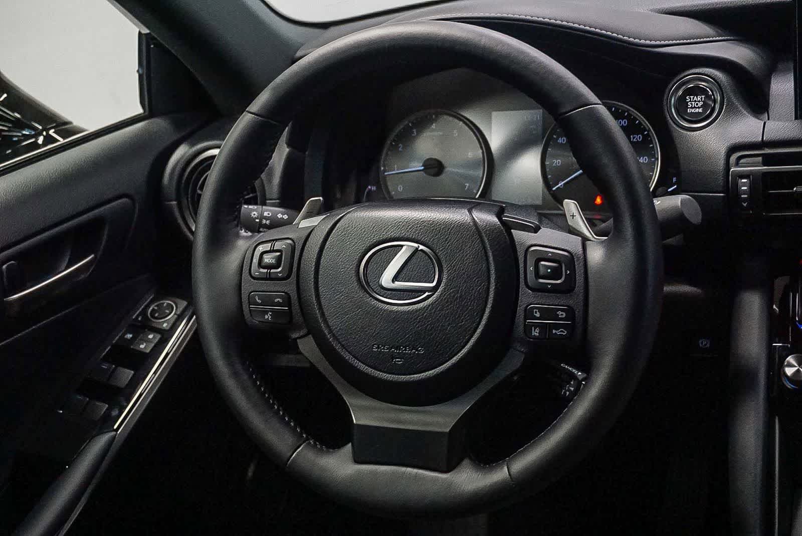 Certified 2025 Lexus IS 300 F Sport RWD image 15
