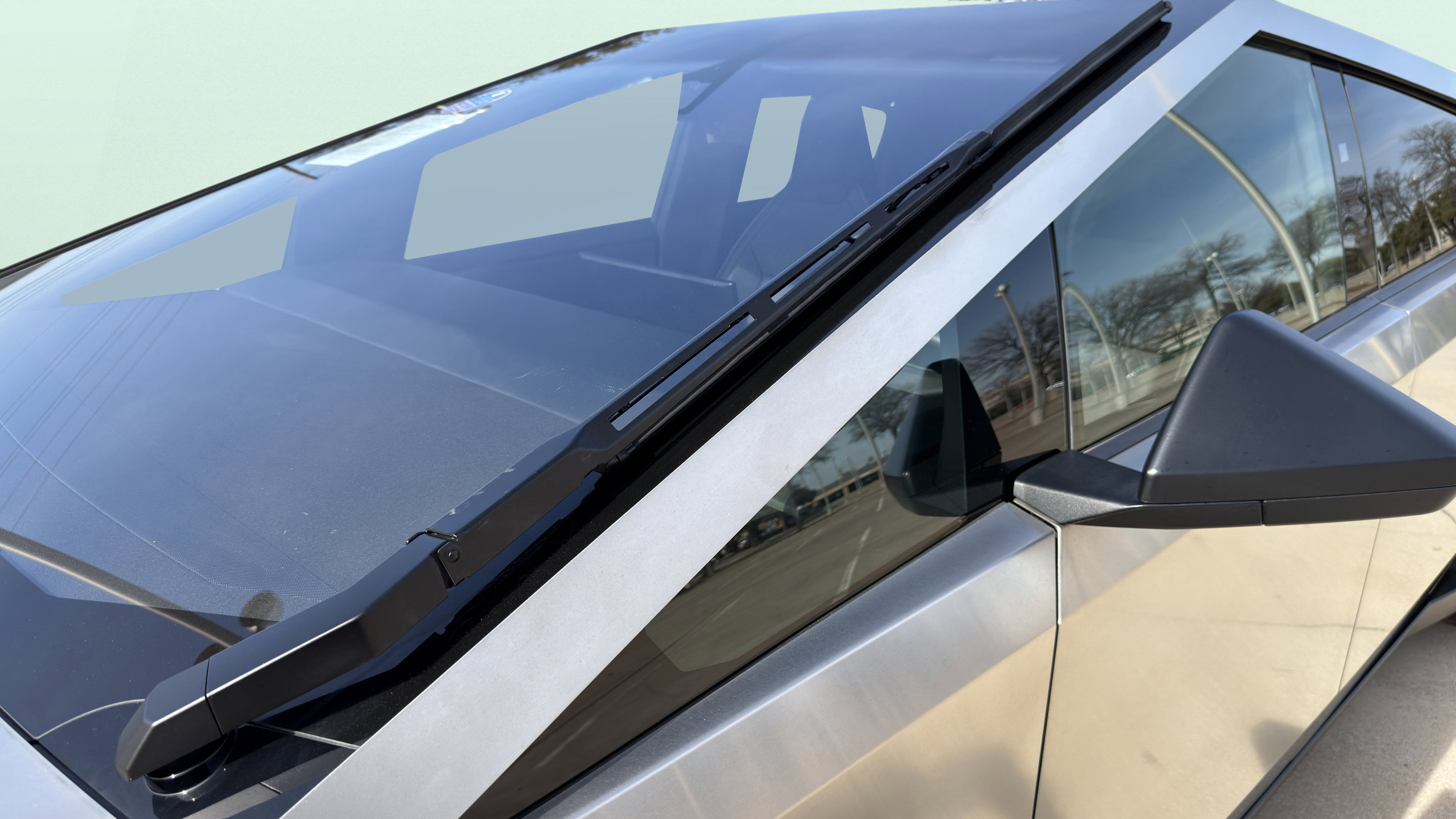 Used 2025 Tesla Cybertruck AWD Crew Cab image 67