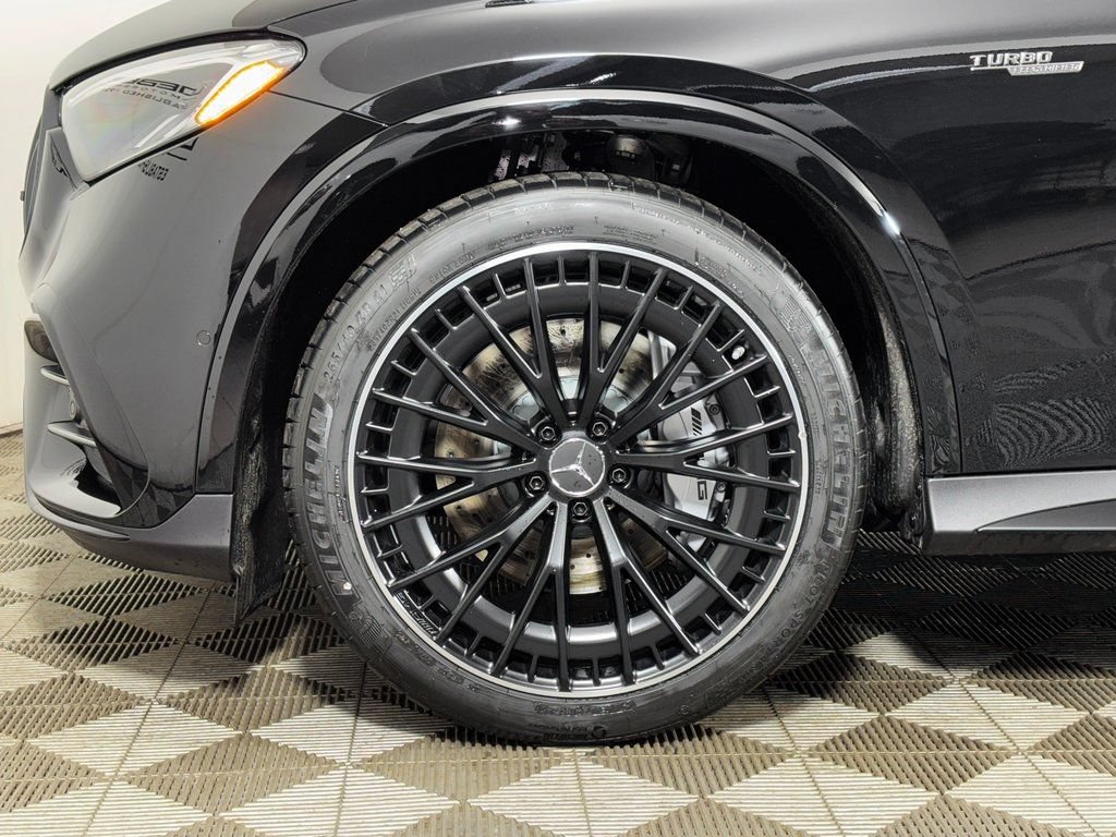 Certified 2026 Mercedes-Benz GLC 43 AMG 4MATIC image 32