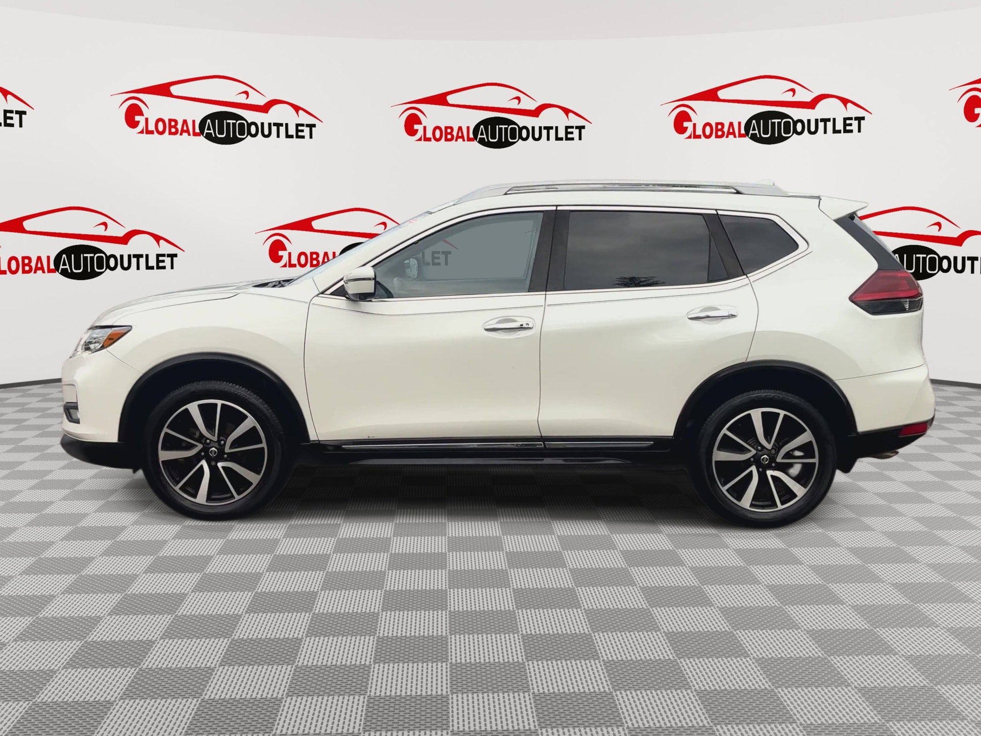 Used 2019 Nissan Rogue SL w/ Premium Package AWD/4WD image 5