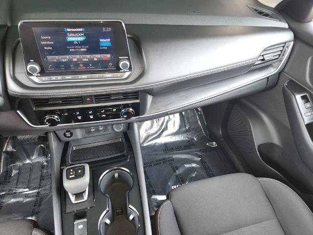Certified 2025 Nissan Rogue S FWD image 17
