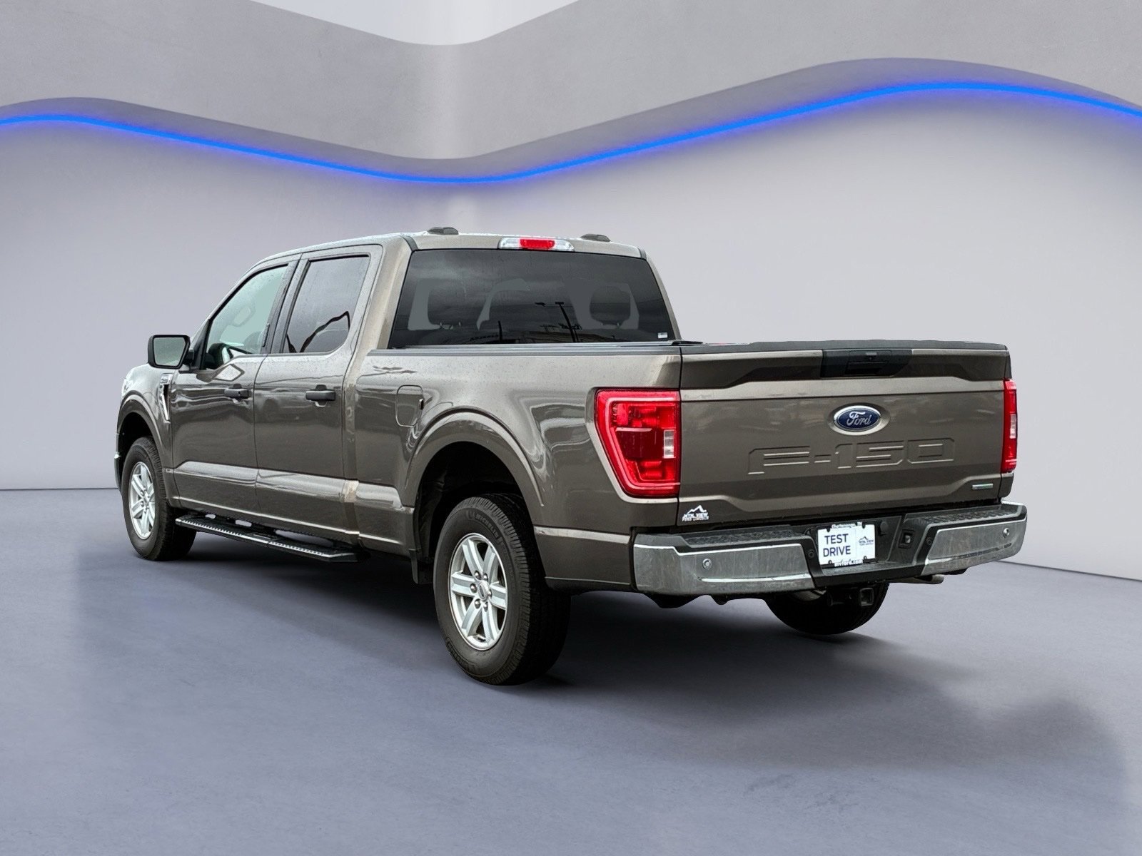 Used 2022 Ford F150 XLT w/ Equipment Group 301A Mid RWD image 3