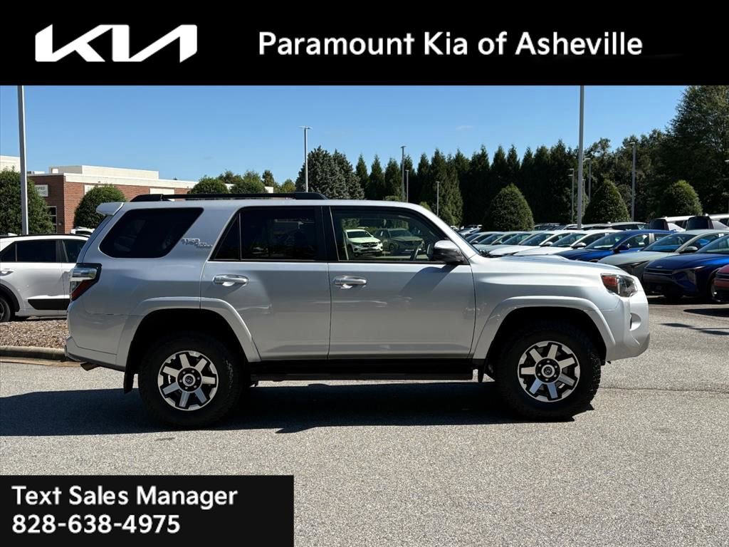 Used 2024 Toyota 4Runner TRD Off-Road image 6