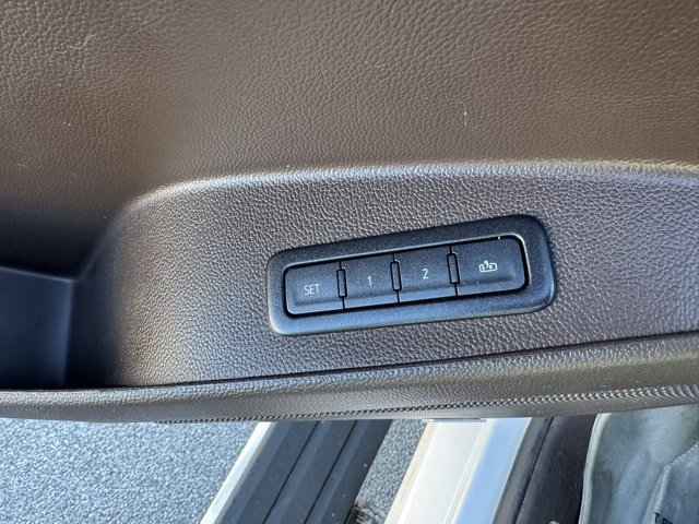 Used 2019 GMC Yukon XL Denali w/ Open Road Package image 14