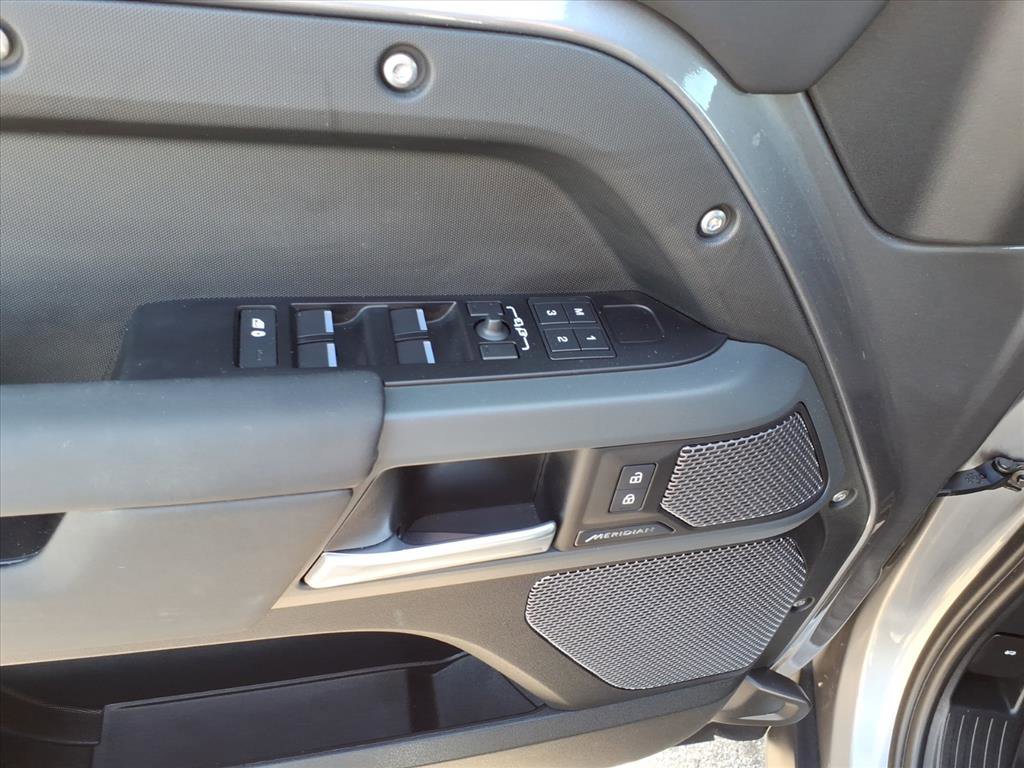 Certified 2024 Land Rover Defender 110 X-Dynamic SE image 14