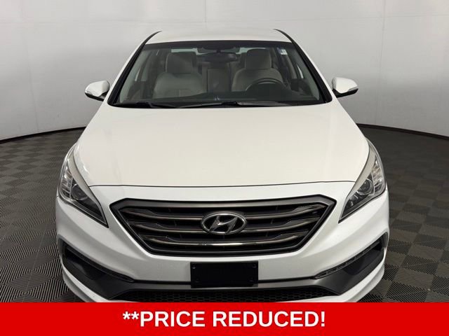 Used 2017 Hyundai Sonata Sport FWD image 2