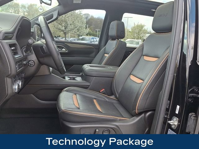 Used 2024 GMC Yukon AT4 w/ AT4 Premium Plus Package AWD/4WD image 2