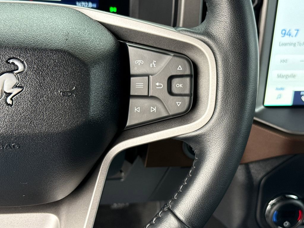 Used 2023 Ford Bronco Outer Banks w/ Sasquatch Package image 16