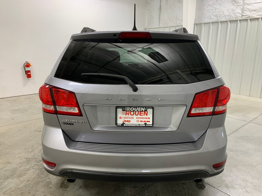 Used 2019 Dodge Journey SE w/ Premium Group image 25