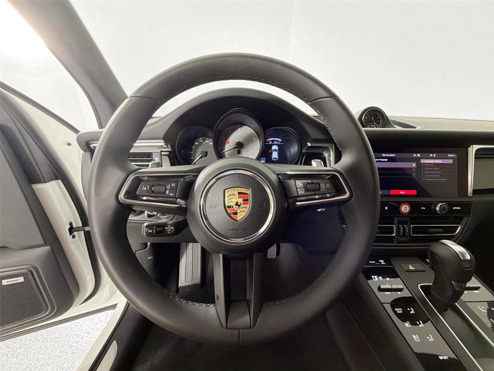 Certified 2025 Porsche Macan S AWD/4WD image 20