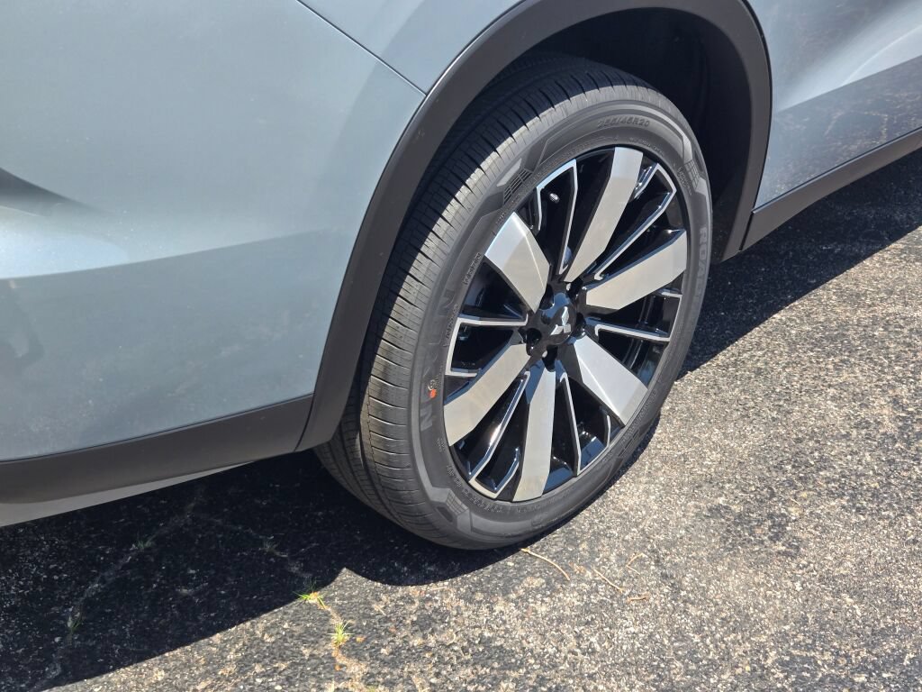 New 2026 Mitsubishi Outlander SE AWD/4WD image 10
