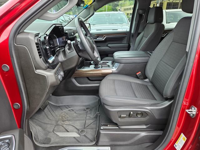 Used 2024 Chevrolet Silverado 1500 RST AWD/4WD image 19