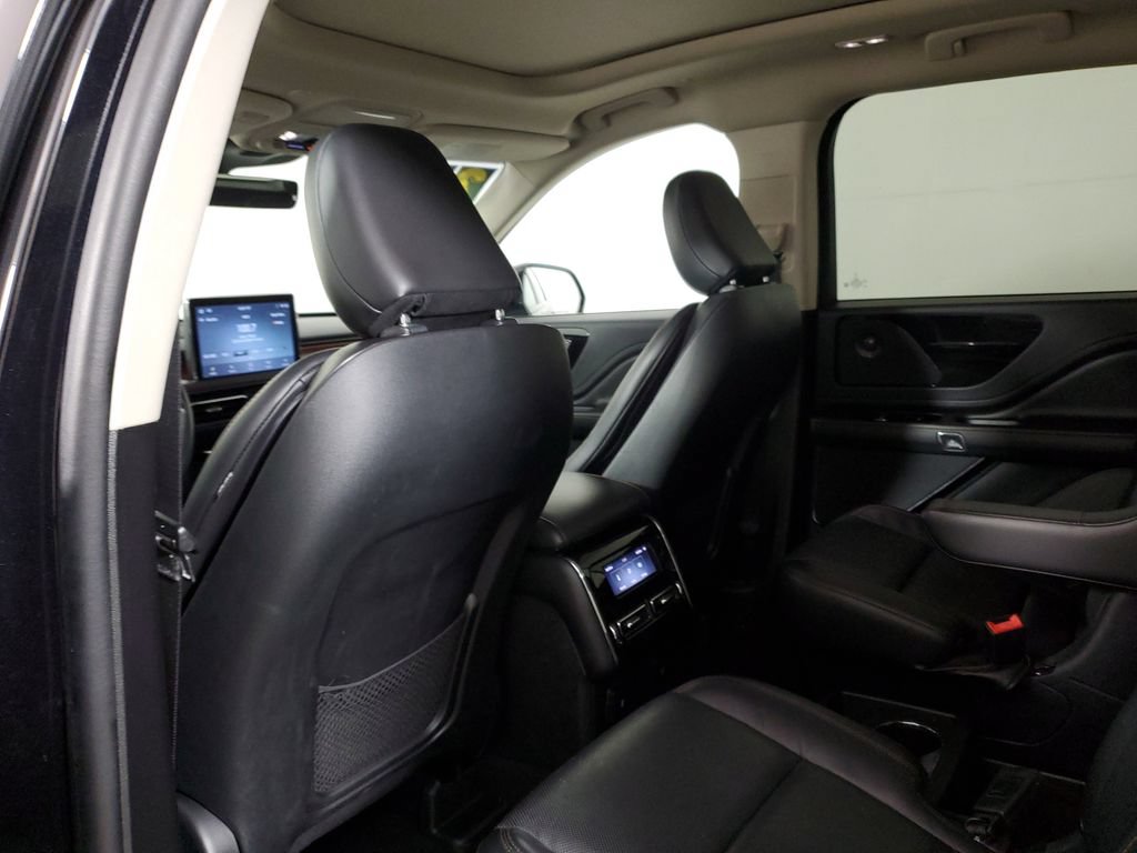 Certified 2023 Lincoln Aviator Reserve w/ Jet Package RWD image 11
