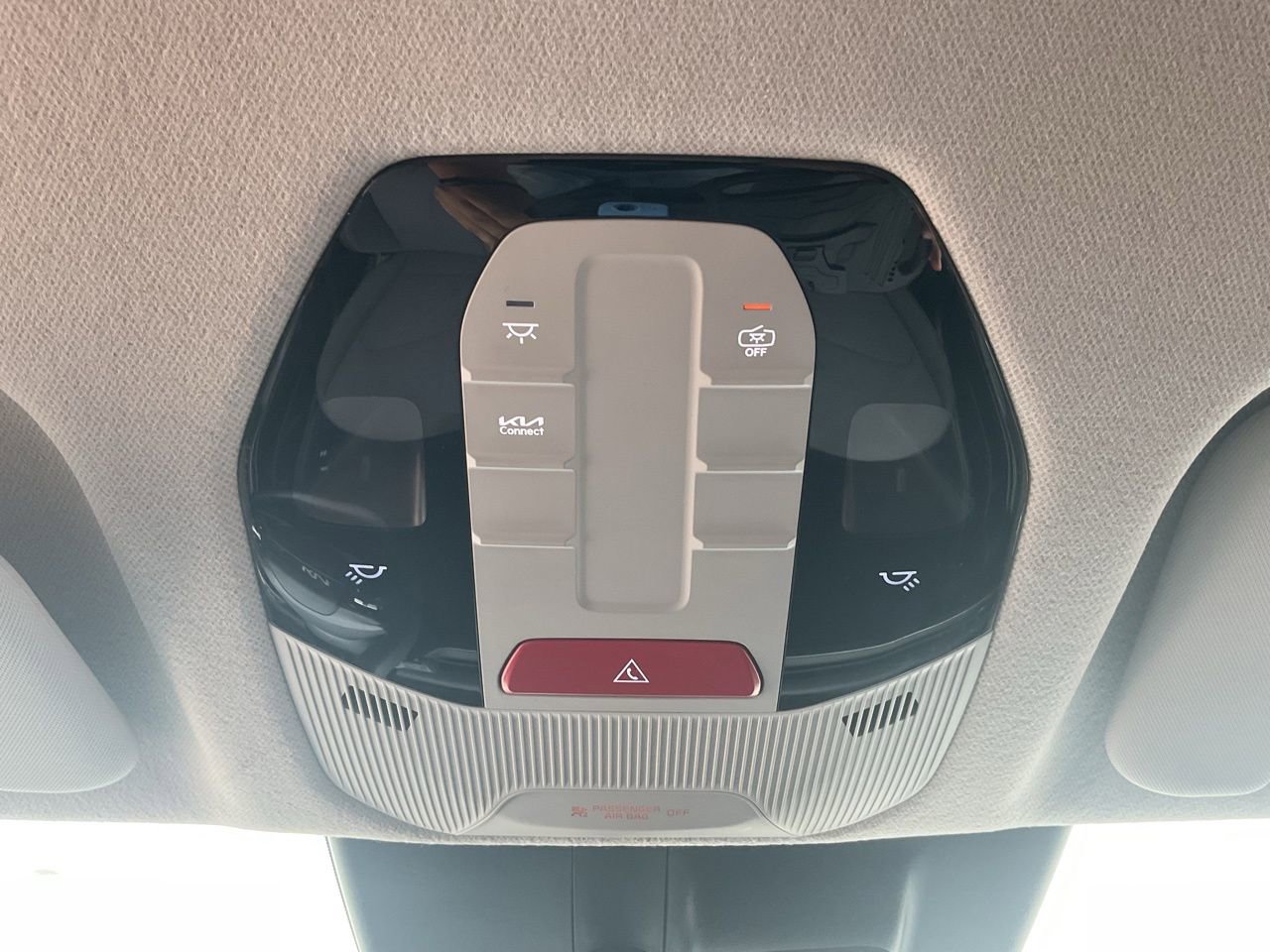 Used 2025 Kia K4 FWD image 16
