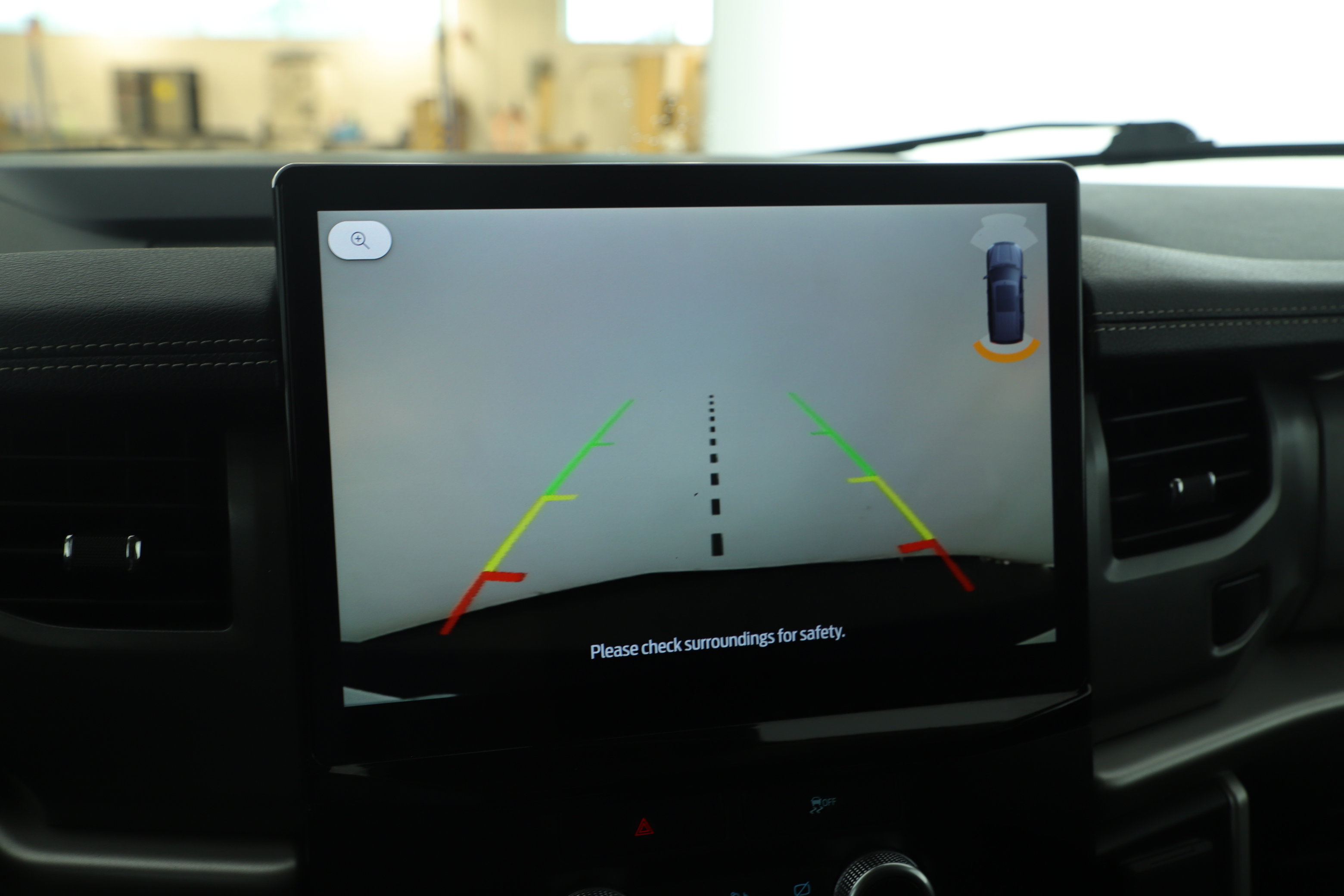 Used 2023 Ford Expedition Max XLT image 16