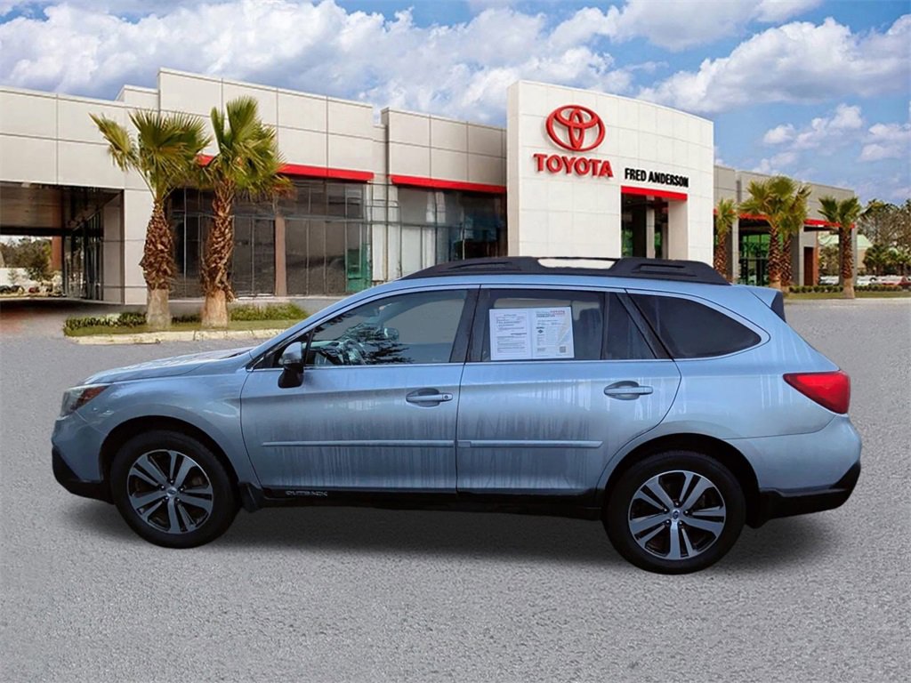 Used 2018 Subaru Outback 2.5i Limited image 7