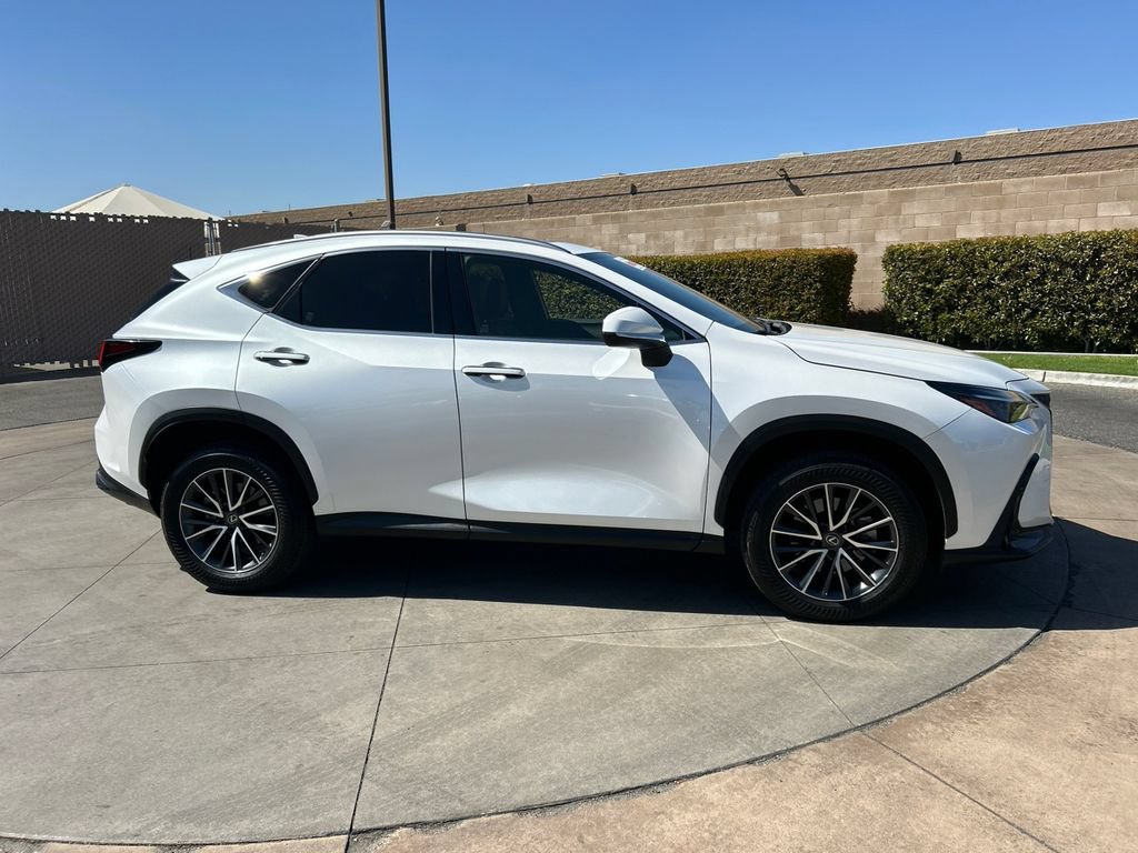 Used 2024 Lexus NX 250 FWD image 4