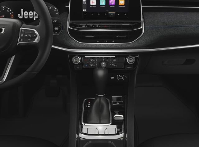 New 2026 Jeep Compass Latitude image 5