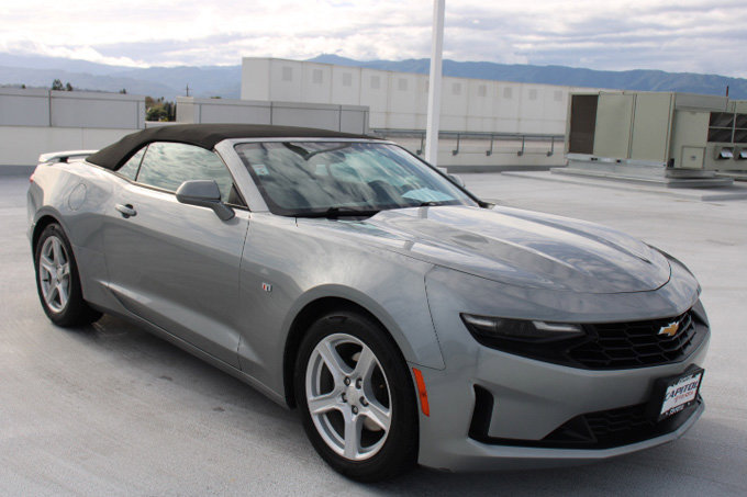 Used 2023 Chevrolet Camaro LT image 2