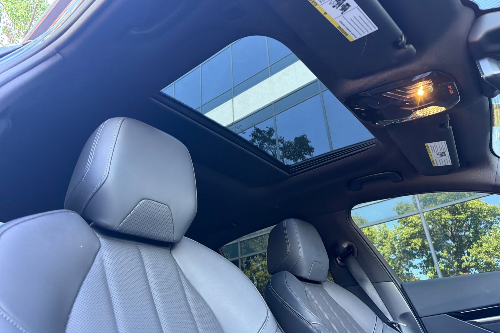 Used 2024 BMW 530i image 20