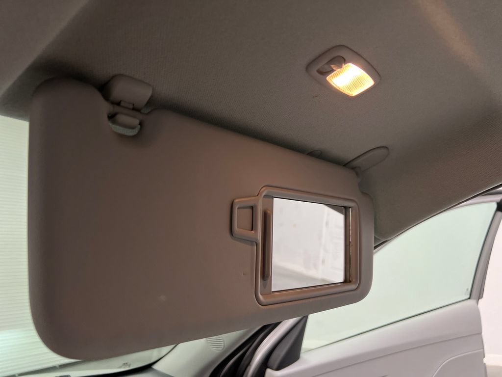 Used 2025 Hyundai Kona SEL FWD image 63