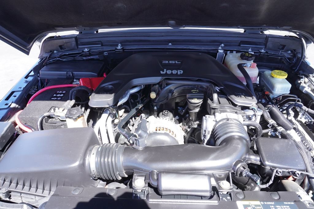 Used 2019 Jeep Wrangler Unlimited Sport S image 8