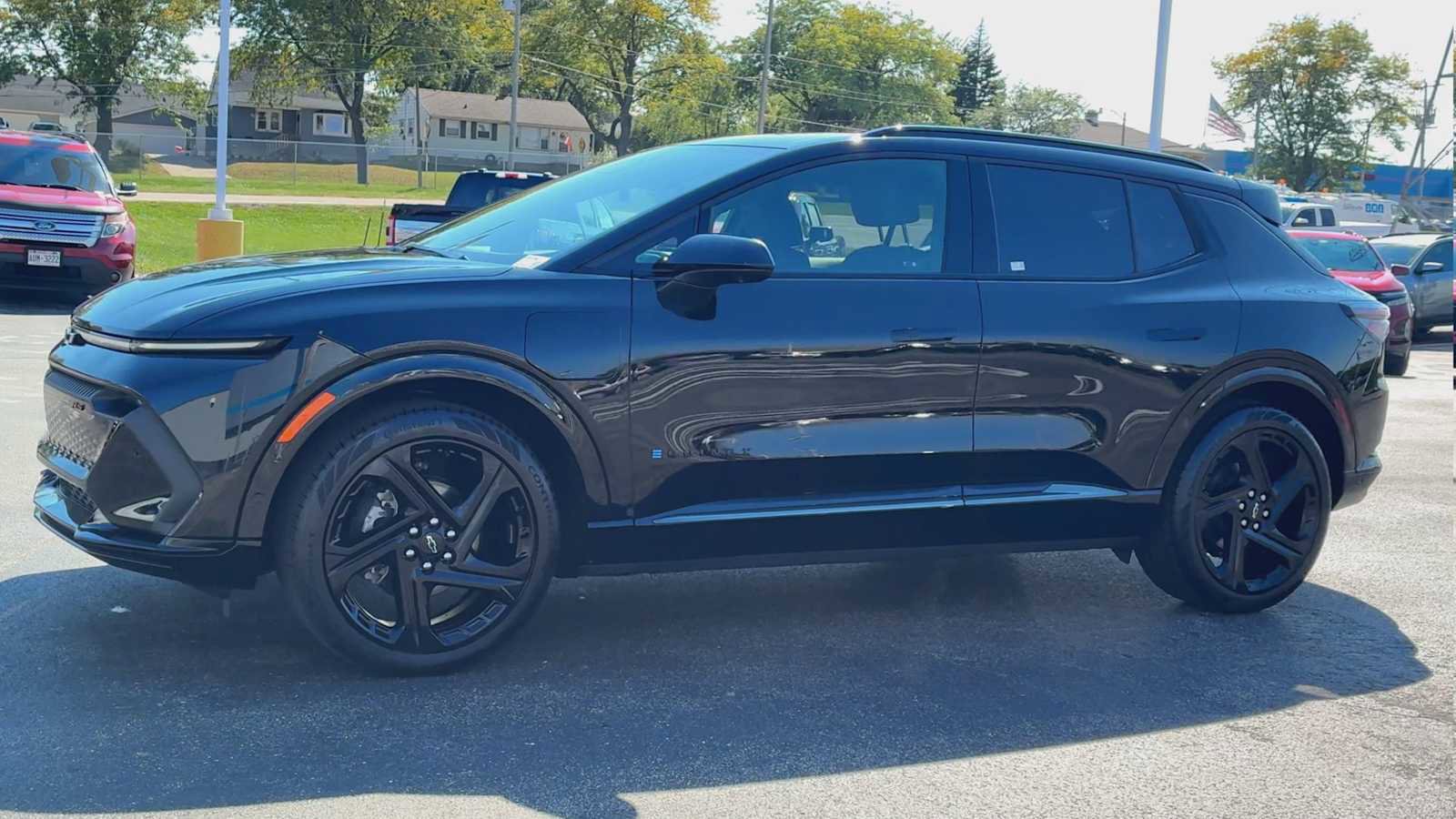 Used 2024 Chevrolet Equinox EV RS image 6