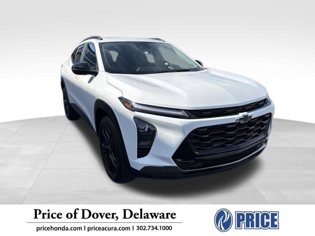 Used 2024 Chevrolet Trax ACTIV w/ Sunroof Package FWD image 1