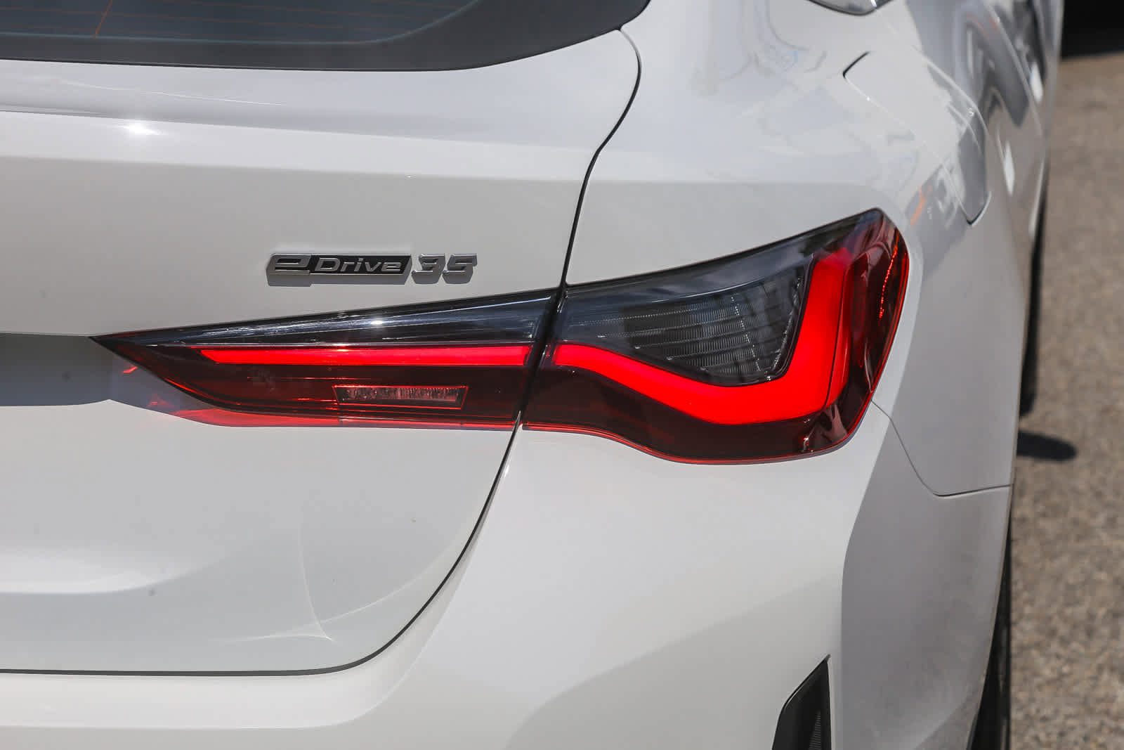 Certified 2023 BMW i4 eDrive35 image 7