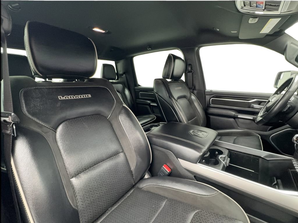 Used 2022 RAM 1500 Laramie w/ Sport Appearance Package AWD/4WD image 30