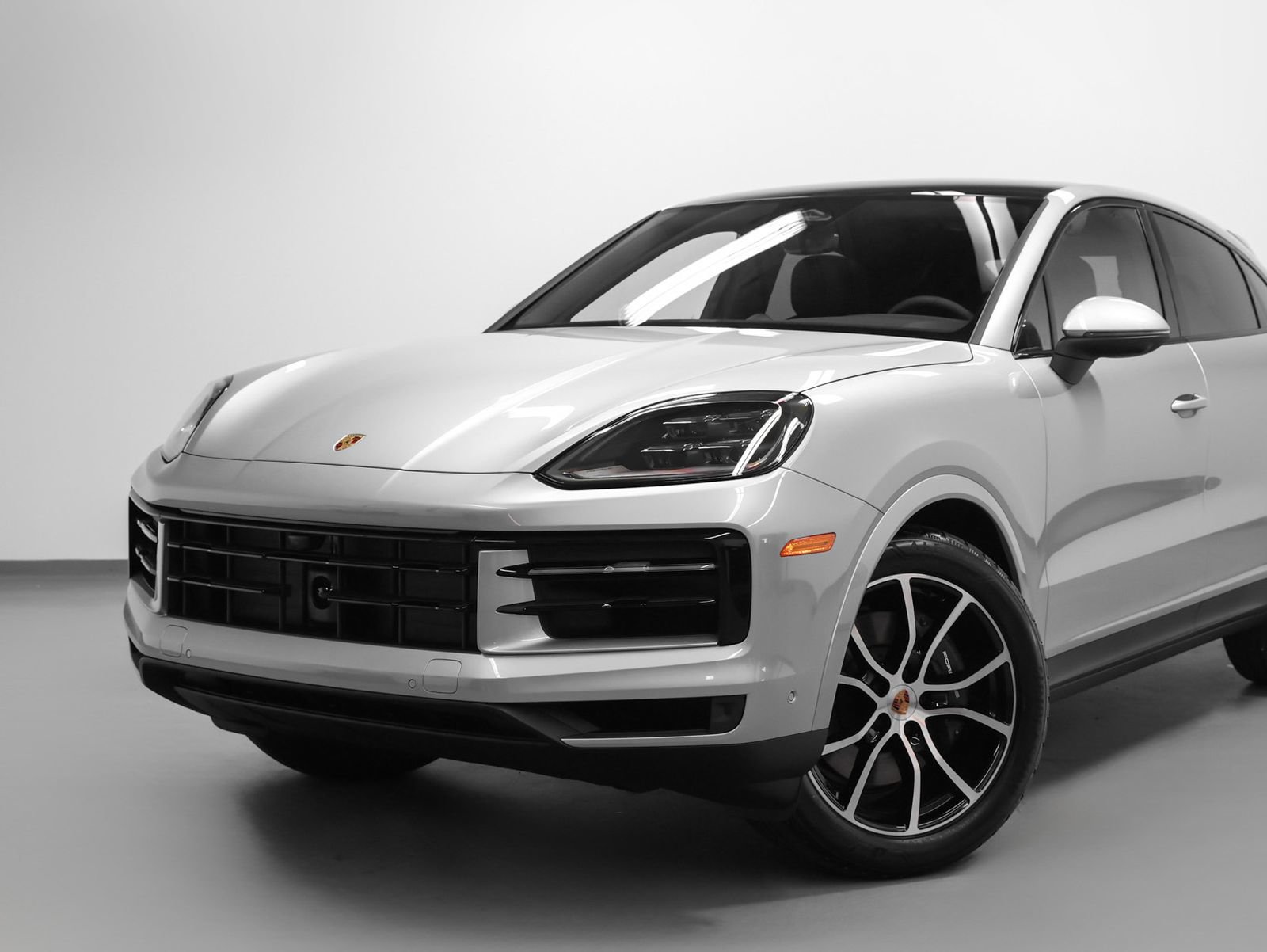 New 2026 Porsche Cayenne Coupe AWD/4WD image 7