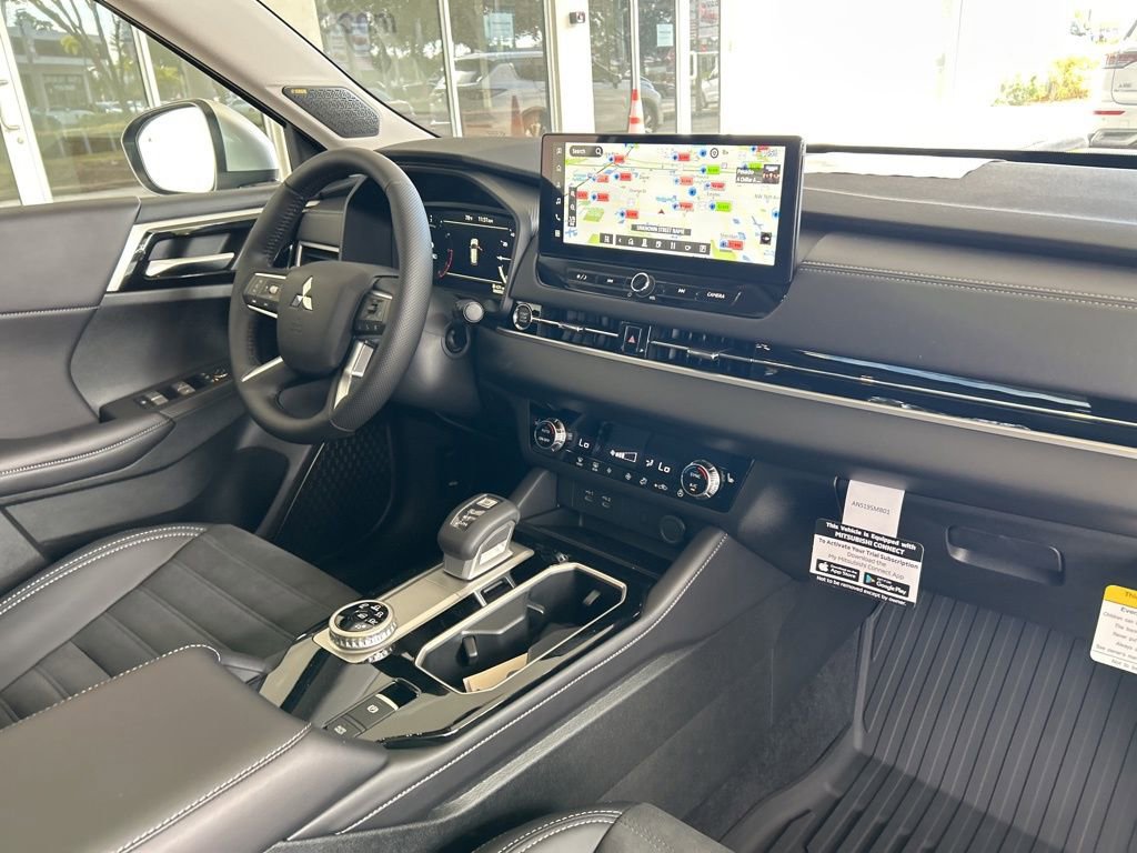 New 2026 Mitsubishi Outlander SE image 23