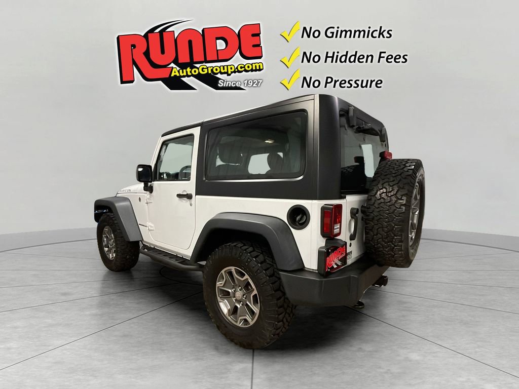 Used 2016 Jeep Wrangler Rubicon w/ Power Convenience Group AWD/4WD image 3