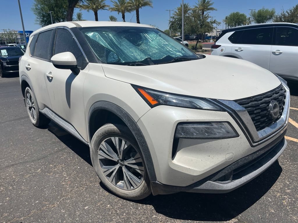 Certified 2023 Nissan Rogue SV FWD image 3