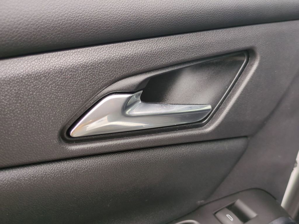 Used 2024 Chevrolet Traverse LT w/ Enhanced Driving Package image 25