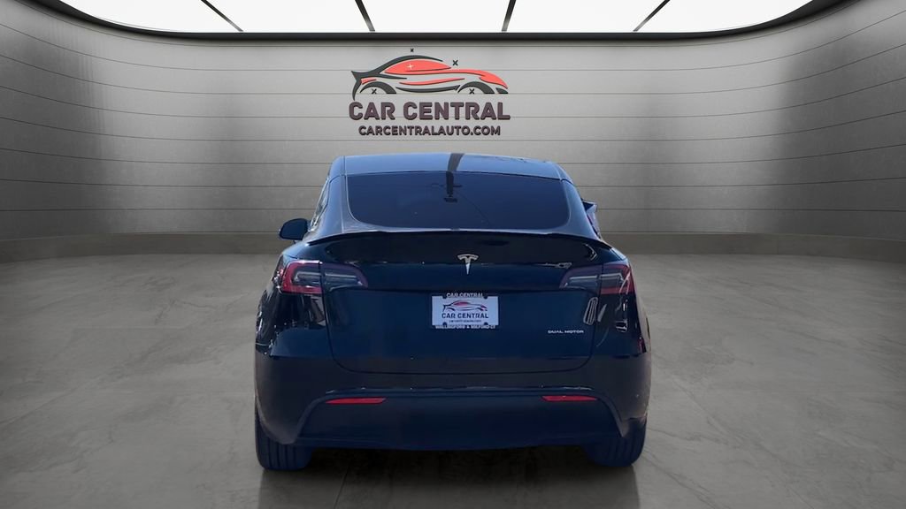 Used 2021 Tesla Model Y Long Range image 4