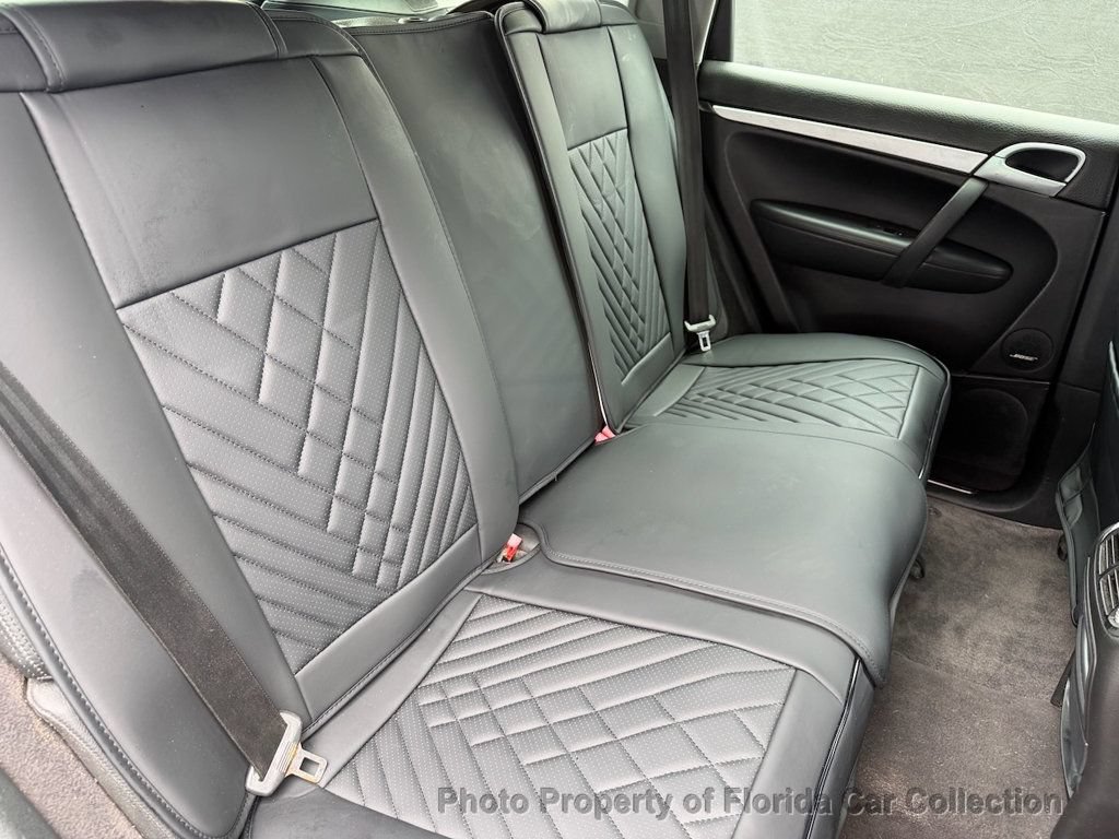 Used 2005 Porsche Cayenne S AWD/4WD image 34