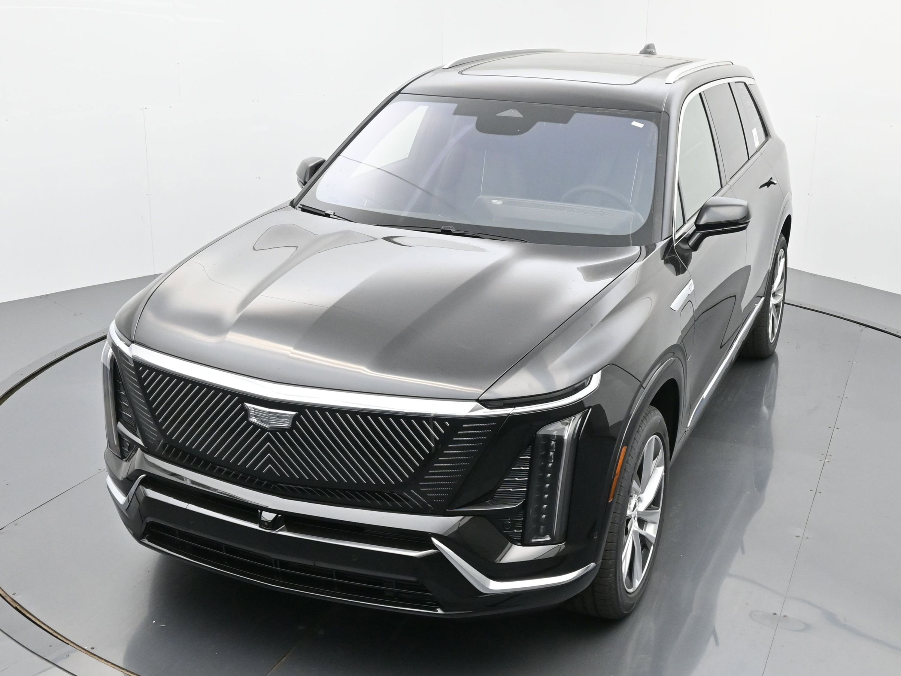 New 2026 Cadillac Vistiq Luxury w/ LPO, Floor Liner Package image 23