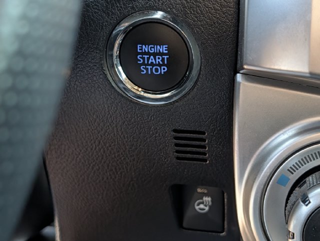 Used 2023 Toyota 4Runner Limited AWD/4WD image 19