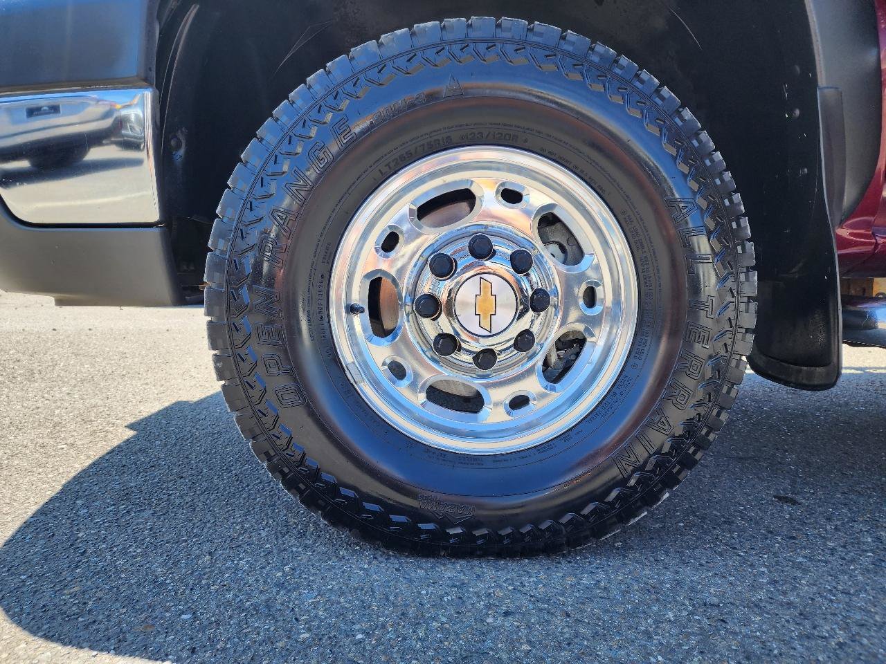Used 2003 Chevrolet Silverado 2500 LT AWD/4WD image 38