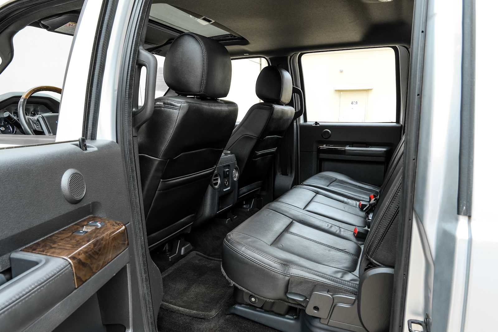 Used 2016 Ford F250 Platinum w/ FX4 Off-Road Package AWD/4WD image 40