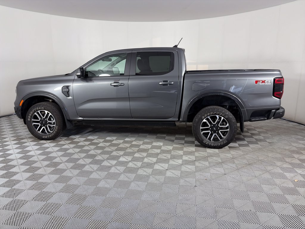 Used 2024 Ford Ranger Lariat w/ FX4 Off-Road Package AWD/4WD image 4